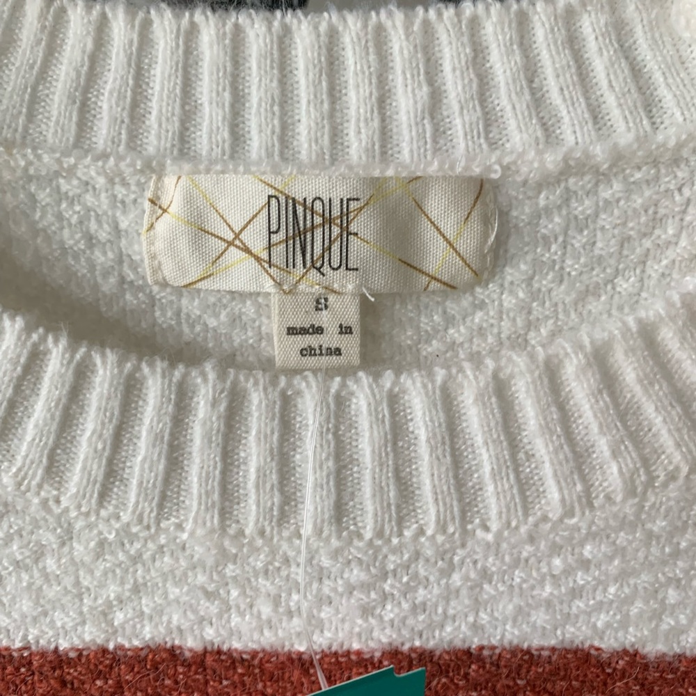 Pinque pullover from stitch Fix - Picture 7 of 7